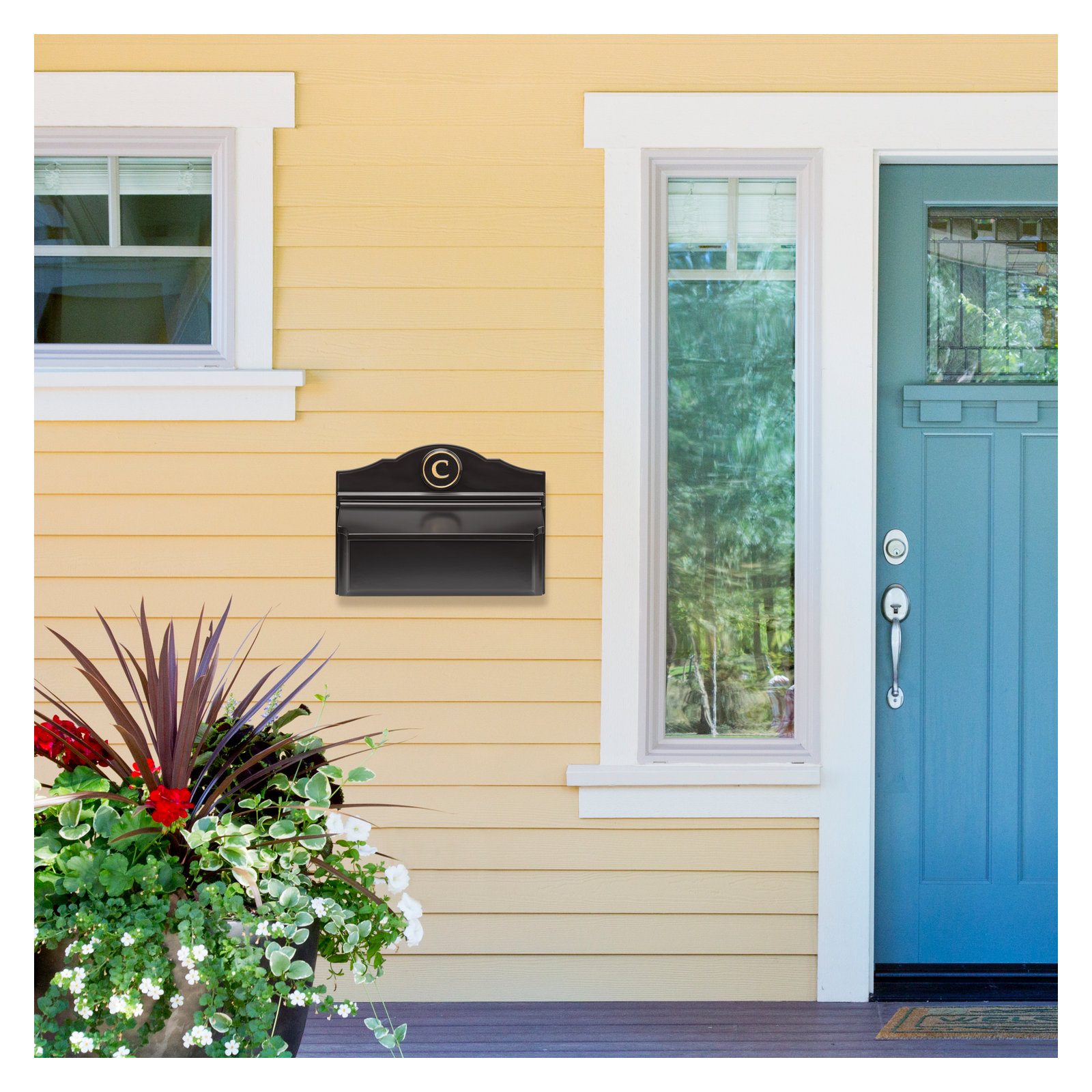 Colonial Wall Mounted Mailbox, Black/Gold, Yes