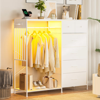 124.99 cm W Chest of 5 Drawers