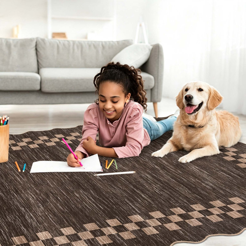 Tapis festonné lavable avec envers antidérapant, Brun, 5 x 7 pi
