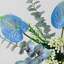 Ornements de fleurs simulées