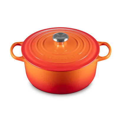 Le Creuset Signature Enameled Cast Iron Round Dutch Oven with Lid