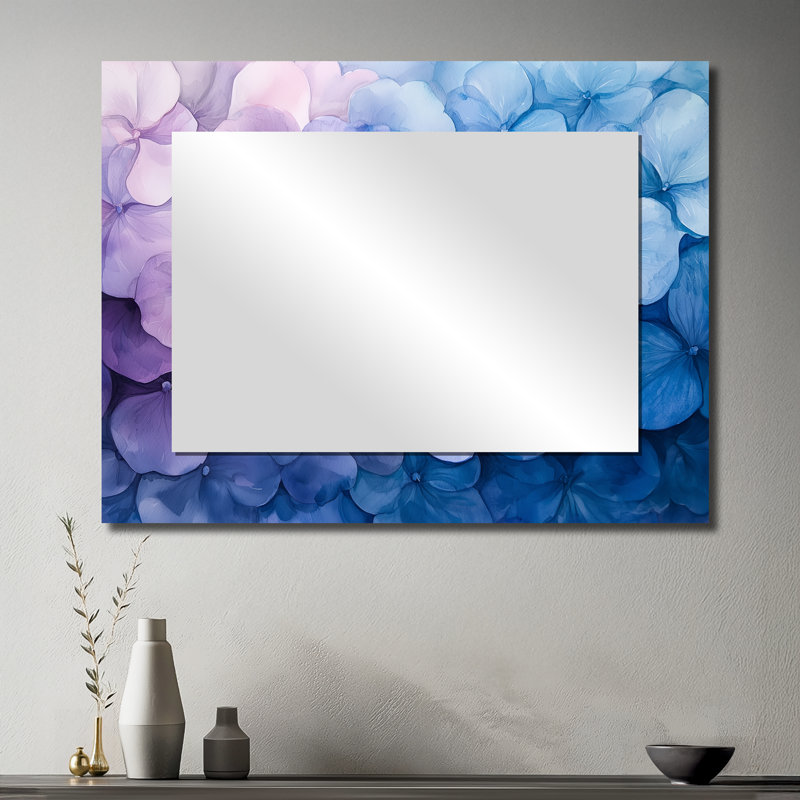 Hortensia en aquarelle délavée à l'encre mauve I - miroir décoratif floral imprimé sur métal, 30 po x 40 po