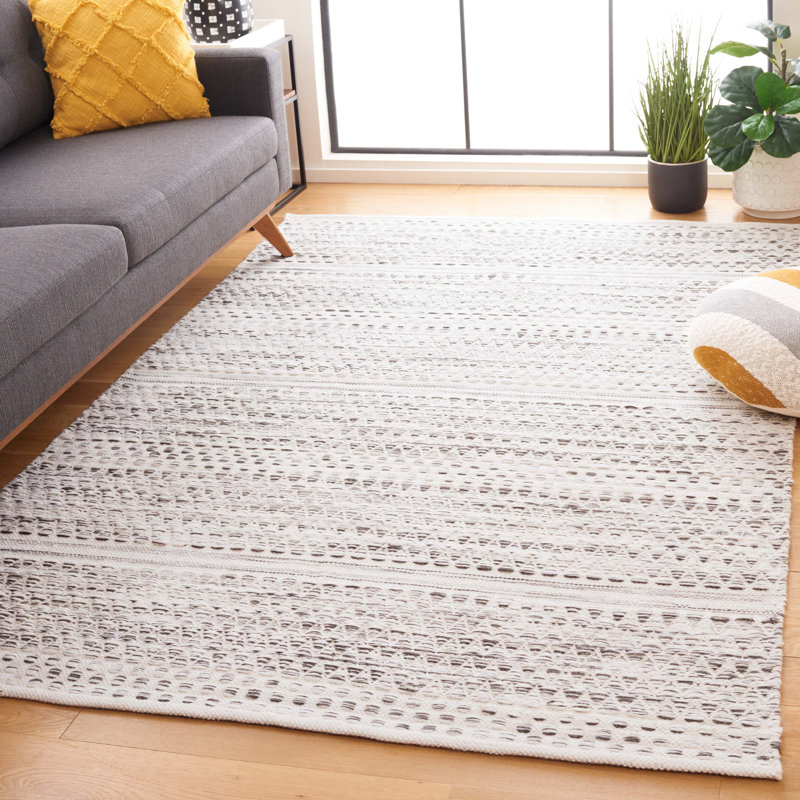 Kilim Hand Woven Wool/Cotton Rug in Ivory/Brown, Rectangle 5' x 8'