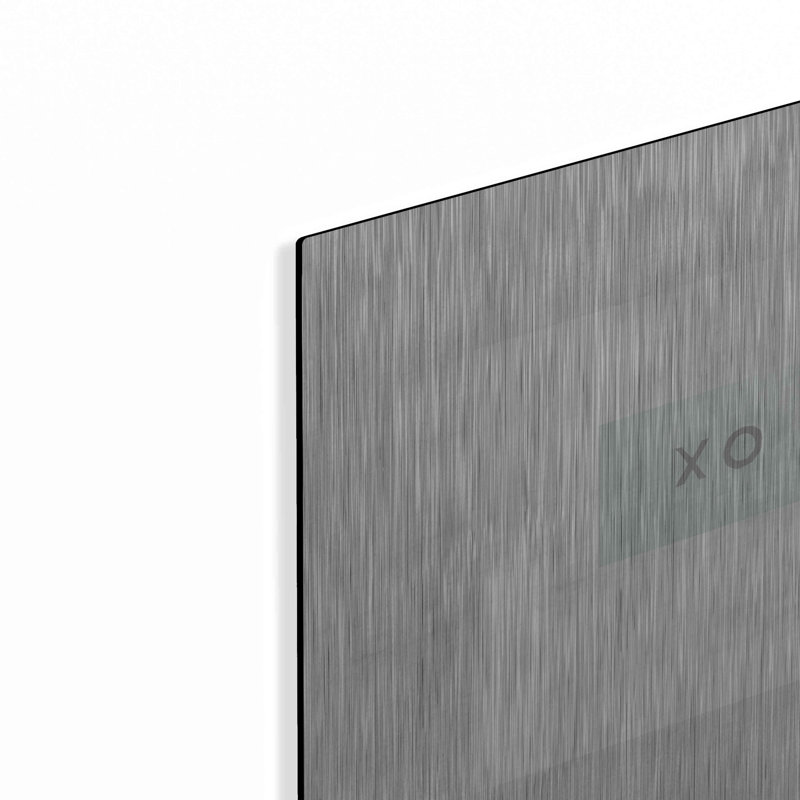 «XO Box» par Linda Woods, H 12 po x l 12 po