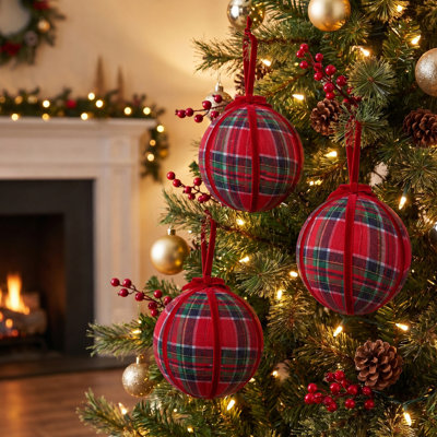 6" Plaid Velvet Ball Ornament 