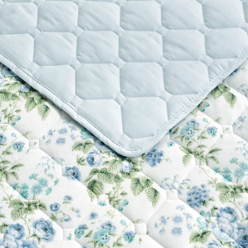 Ensemble de courtepointe réversible Laura Ashley, Courtepointe très grand et 2 très grandes taies, Bleu