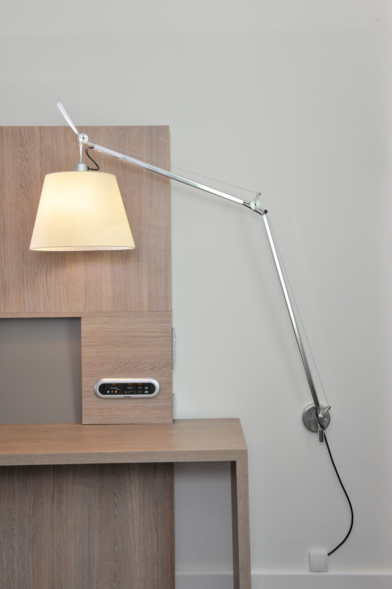 Tolomeo Classic Tunable White Wall Light with S Bracket Aluminum by Michele  De Lucchi and Giancarlo Fassina