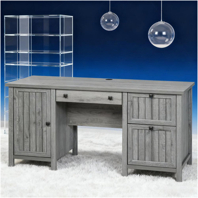 Bureau d'ordinateur de bureau rétro