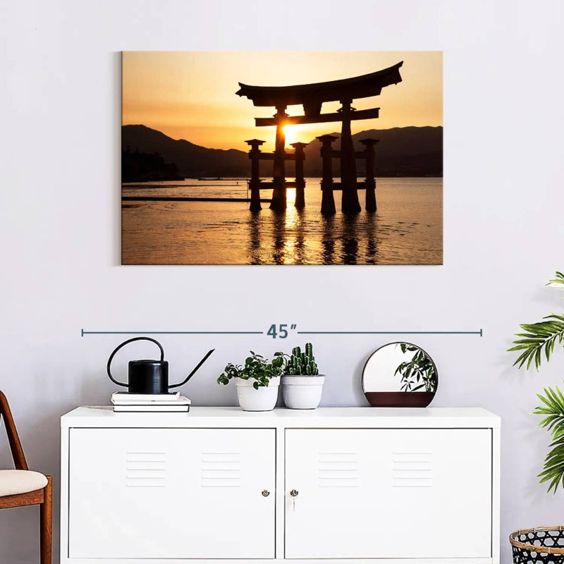 Coucher de soleil Ravi Miyajima Torii, H 24 po x l 36 po