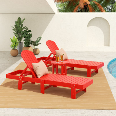 Altura Outdoor Chaise Lounge with Table