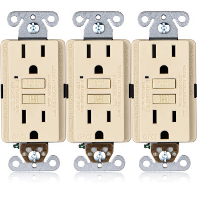 15 Tamper Resistant Duplex Outlet