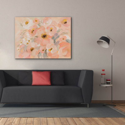 Art mural sur toile Epic Graffiti «Peach Pink Floral» par Silvia Vassileva