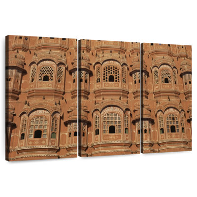 Nicci Hawa Mahal Architecture