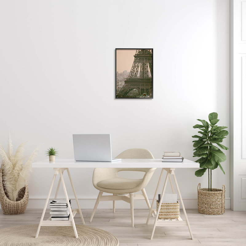 Silhouette de la tour Eiffel, art numérique de Giclée par Carina Okula, H 20 po x l 16 po x P 1,5 po