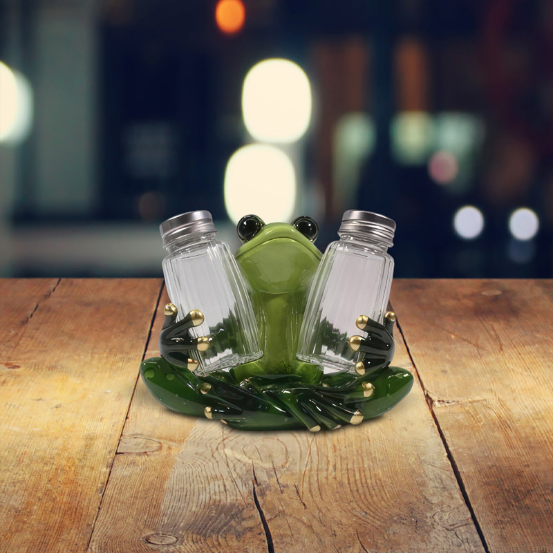 5.5"W Frog Salt & Pepper Shaker Holder