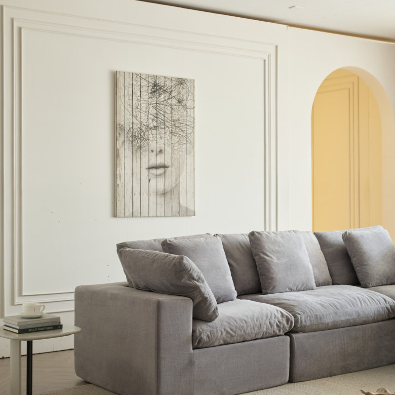 Canapé confortable en tissu blanc antique, conception moderne peu encombrante pour la maison