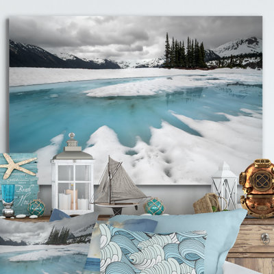 Photo de lac d'hiver