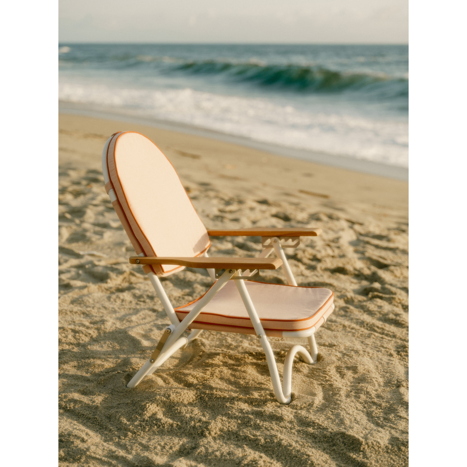 Pam Beach Chair, Pink