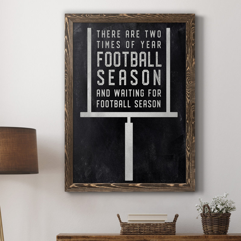 «Football Season», reproduction d'art sur toile encadrée, H 24 po x l 18 po x P 1,5 po, Noyer