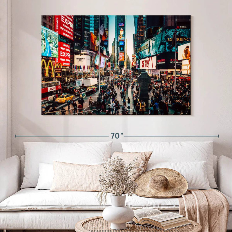 Ravi Iconic Times Square, 34" H x 51" W