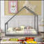 Lit maison en bois-765677897-765677942