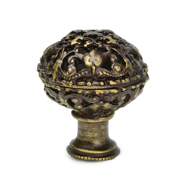 Juliane Grace large knob full round in Satin, Antique Brass