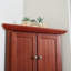 Élégante armoire d'angle avec rangement spacieux et conception durable pour les espaces de vie modernes-1080379150
