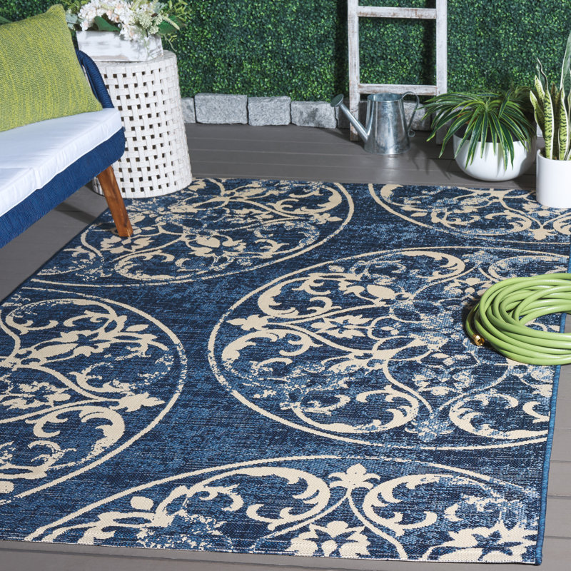 Clarie Performance Floral Indoor/Outdoor Area Rug