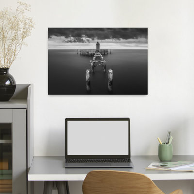 Art mural paysage côtier minimaliste serein Moody Pier