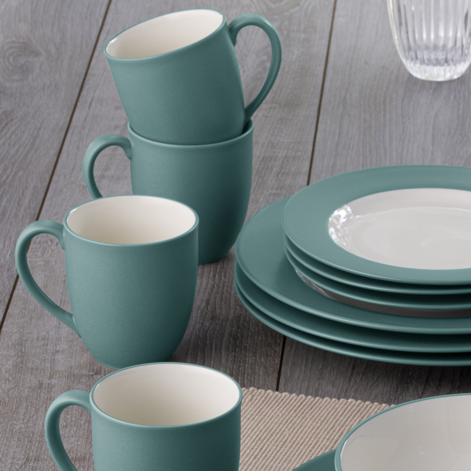 Noritake Colorwave 16-Piece Rim Dinnerware Set, Service for 4, Turquoise