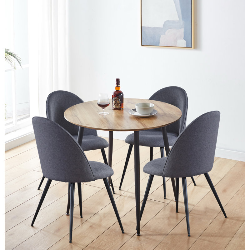 Mose 4 - Person Dining Set
