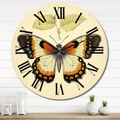 Illustration rétro de l'horloge murale élégante en métal papillon IV