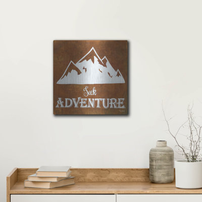 «Seek Adventure» par Britt Hallowell