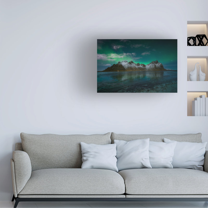 Œuvre sur toile, Joanaduenas verte, H 12 po x l 19 po