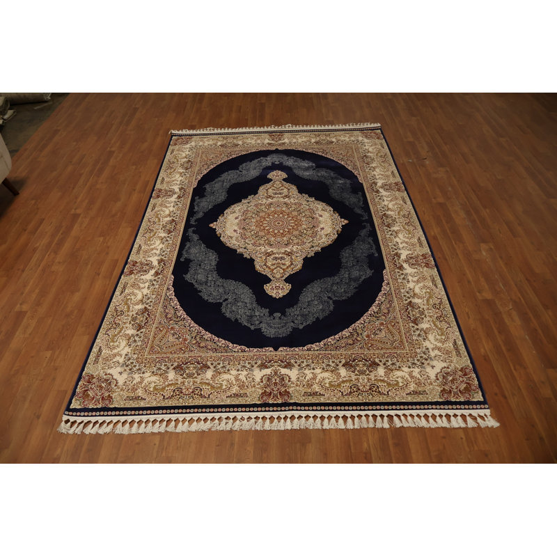 Tapis luxueux d'inspiration traditionnelle avec motif médaillon bleu complexe 7 x 10
