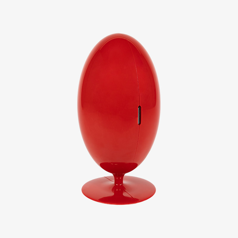 Lovino, Red