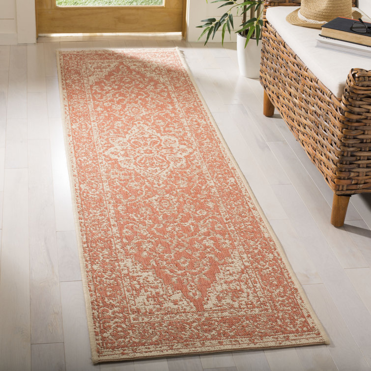 Allie Rust/Creme Area Rug