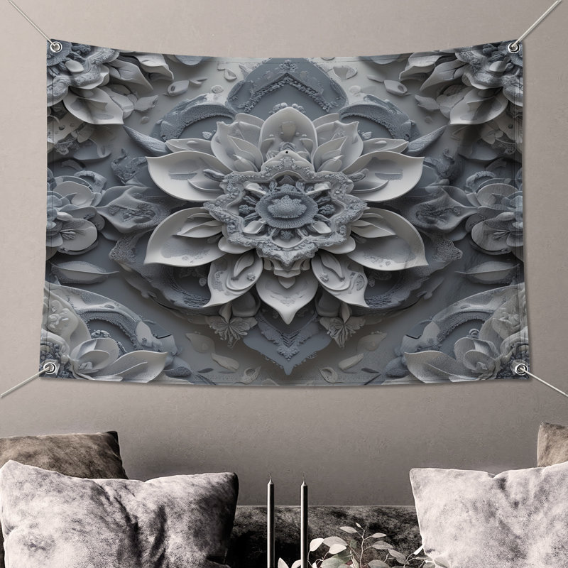 Tapisserie murale Intricate, 50in H x60in W with 4 Grommets