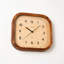 Horloge murale brune