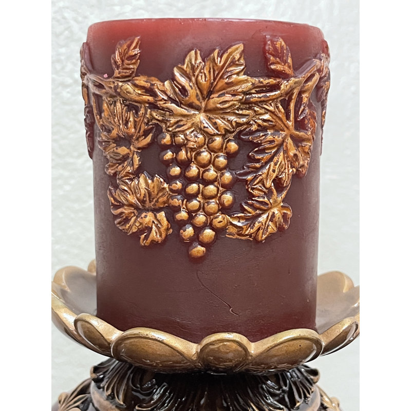 Grand porte-bougie en faux marbre rouge et brun avec bougie, H 12 po x l 6 po x P 6 po