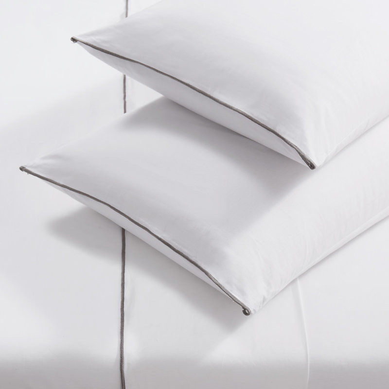Brooklyn Loom Merrowed Edge 200 Thread Count Percale Sheet Set, White/Gray, Queen Sheet Set with 2 Pillowcases