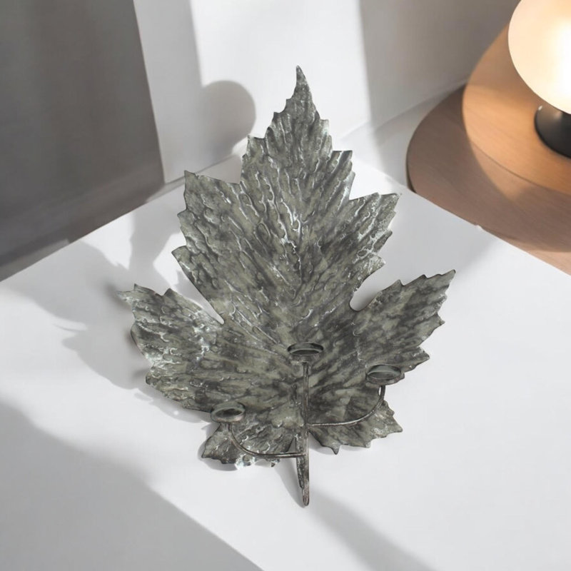 Wall Decor on Metal