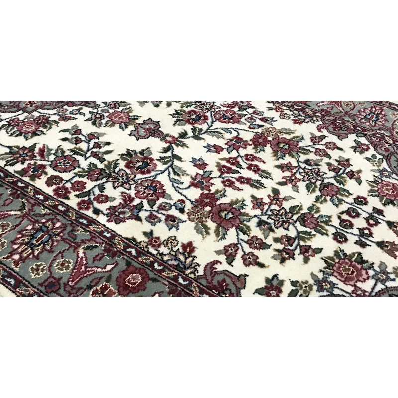 Hand-Knotted High-Quality Cream and Pink Area Rug