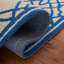 Tapis ivoire / bleu en laine crocheté à la main Childers-19818272