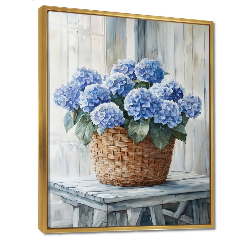 Hortensias dans un panier de ferme III - hydrangées, art mural, Reproduction avec cadre flottant, H 44 po x l 34 po, Doré