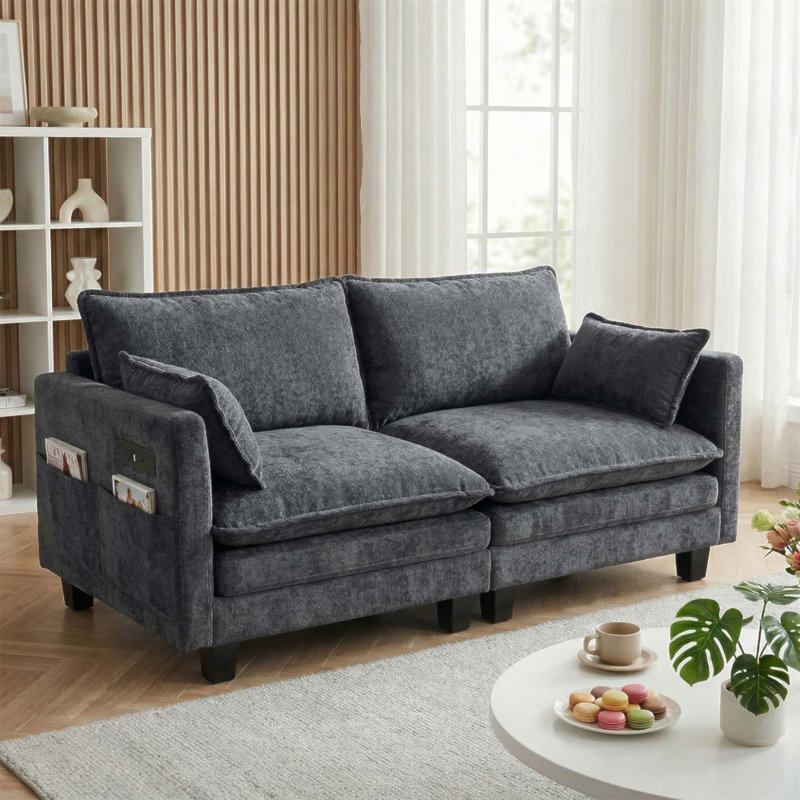 Causeuse moderne en chenille noire avec deux ports de charge USB et poches latérales, canapé compact à 2 places pour les petits espaces, les appartements et les bureaux