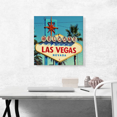 " Welcome To Last Vegas Sign "