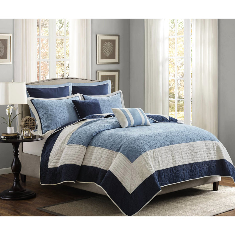 Courtepointe double / grand 7 pièces avec coussins décoratifs et taies décoratives européennes - bleu marine, motif à médaillon, bordure réversible de couleur unie, microfibre