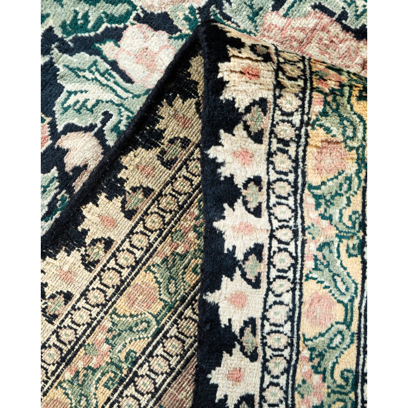 Classic One-of-a-Kind 6' 1" x 9' 5" Hand Knotted Area Rug