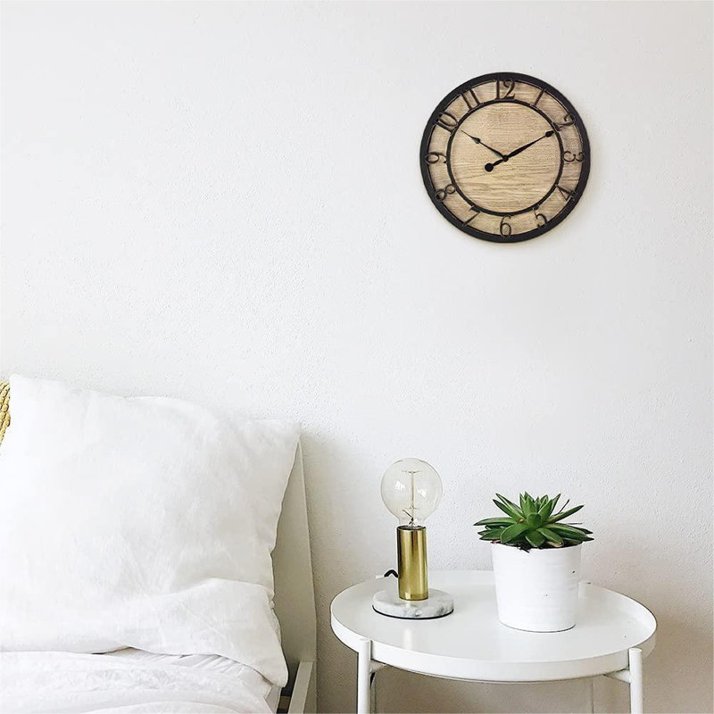 Horloge murale Chirana